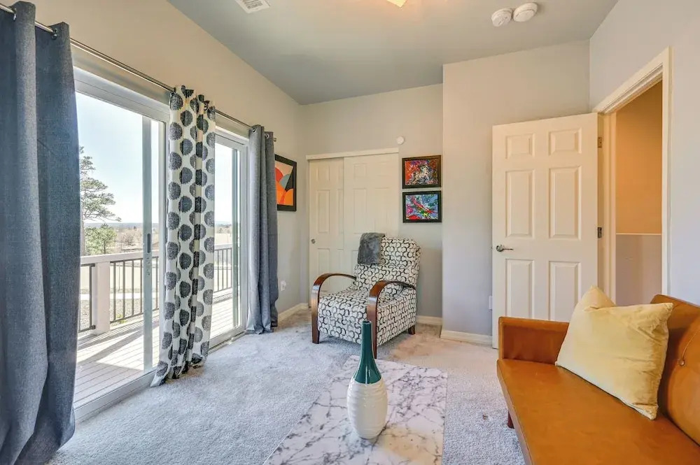 Modern Flagstaff Vacation Rental w/ 2 Living Areas