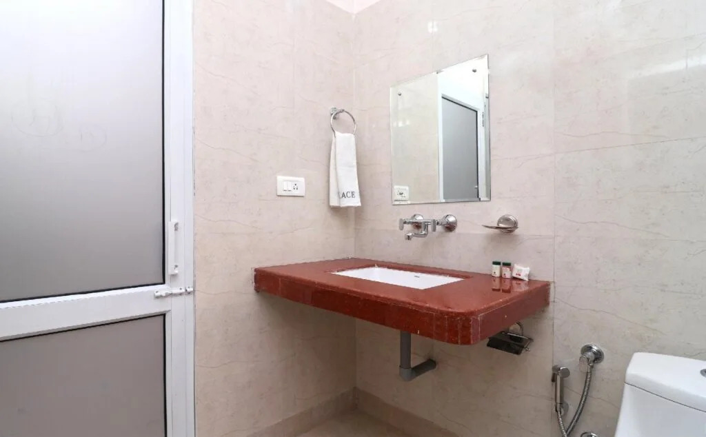 Hotel Benog Breeze By OYO Rooms