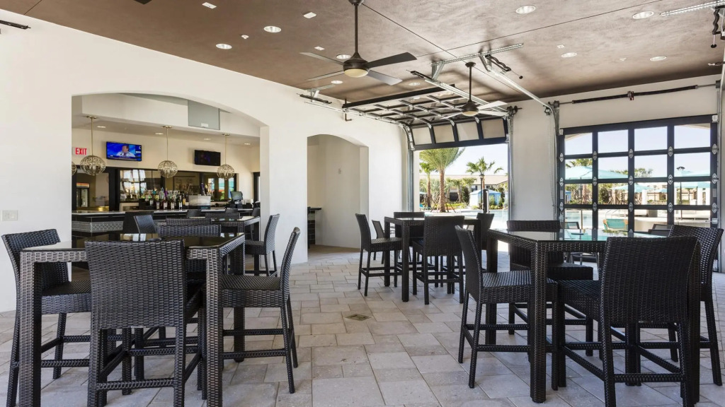 Modern 7BR Family Villa Close 2 Disney w Pool SPA