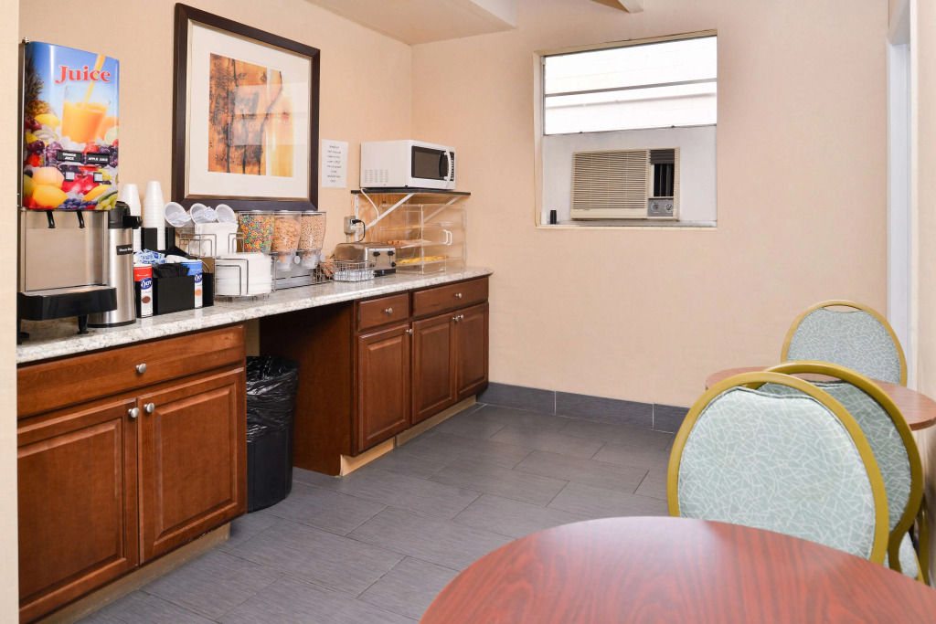 Americas Best Value Inn Augusta Historic Downtown
