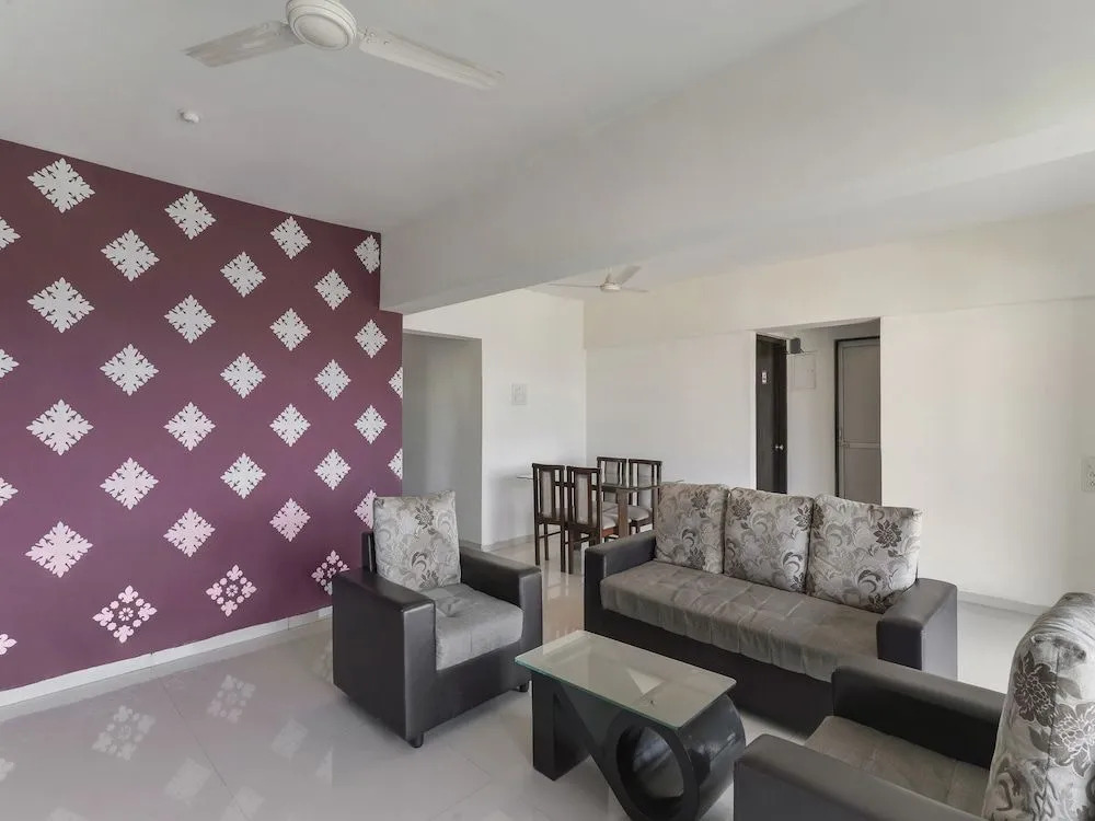 OYO 22920 Executive Skyline Service Apartments
