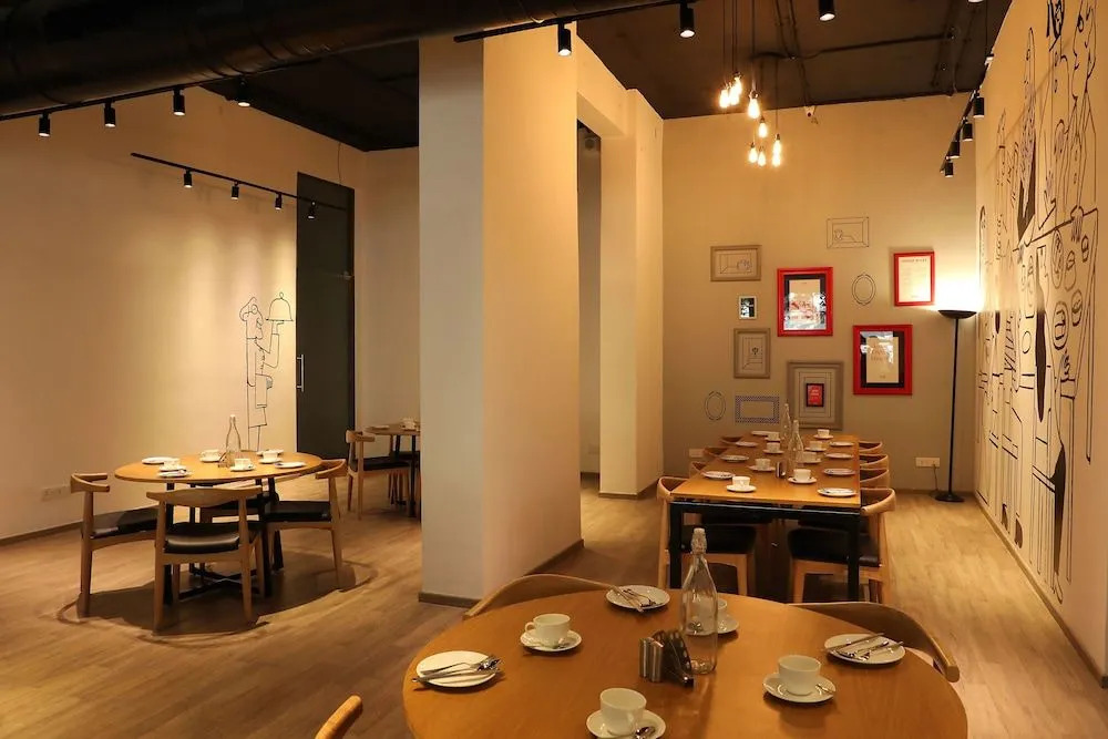 Super Townhouse Bombay Exhibition Centre Goregaon