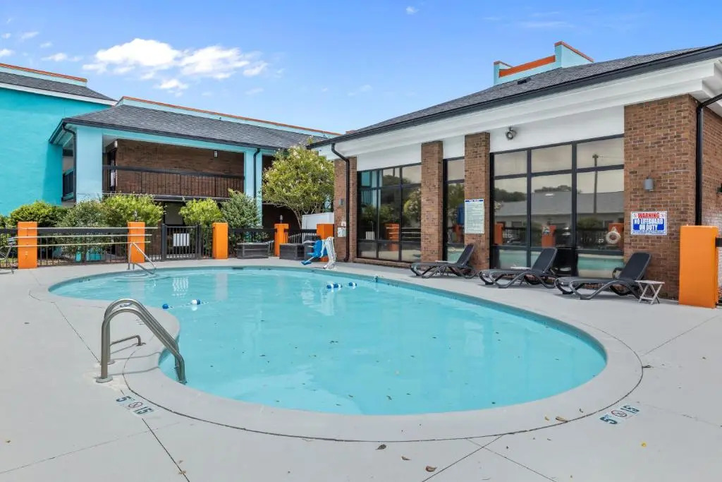 Garnet Inn & Suites, Morehead City near Atlantic Beach