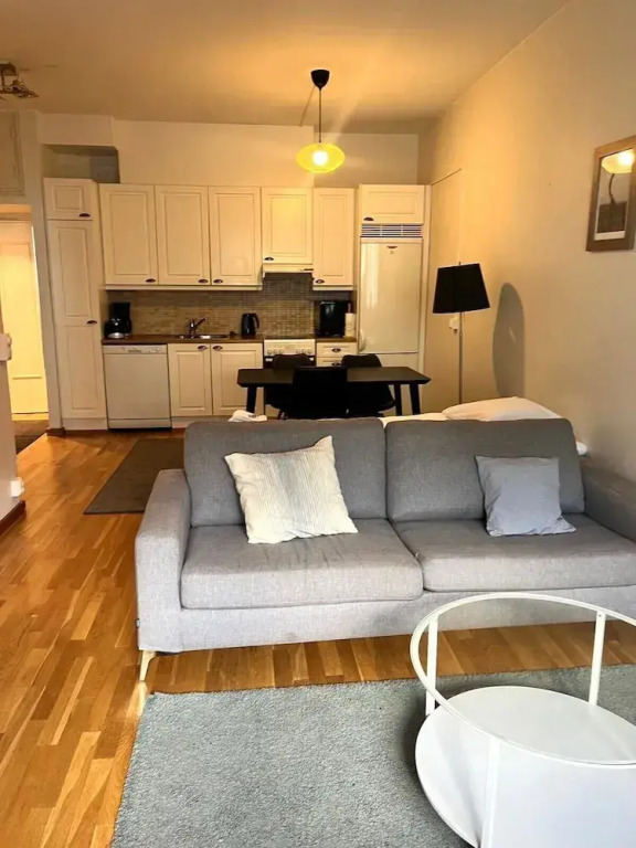 Kotimaailma Aparthotel Kamppi - 1BR for 3