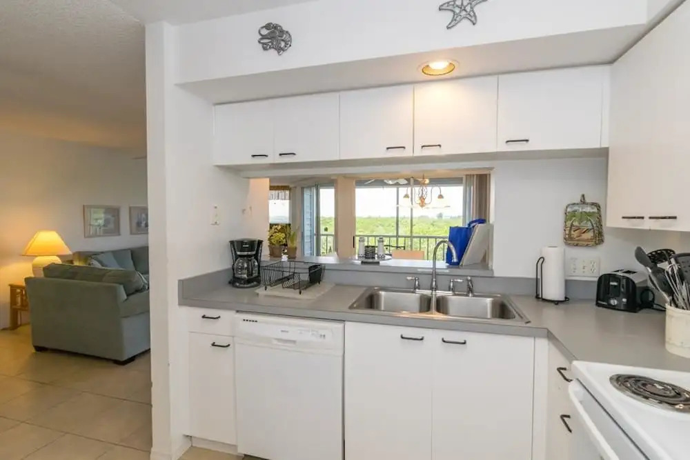 Cove at Sandy Pointe Unit 208a