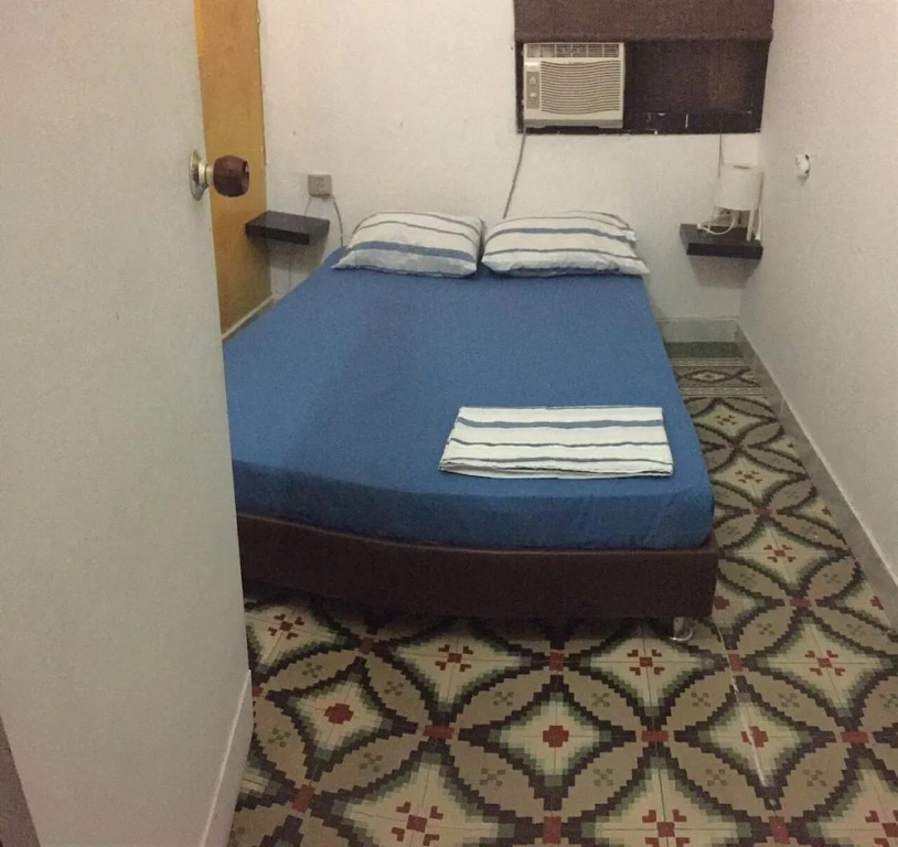 Cande Hostel