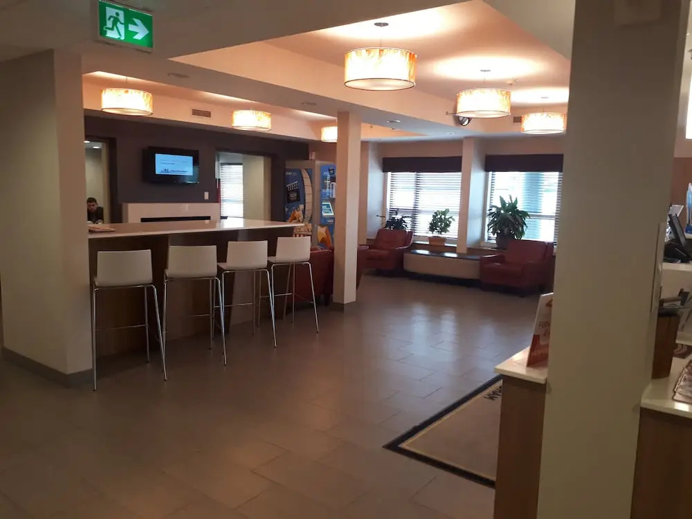 Microtel Casselman