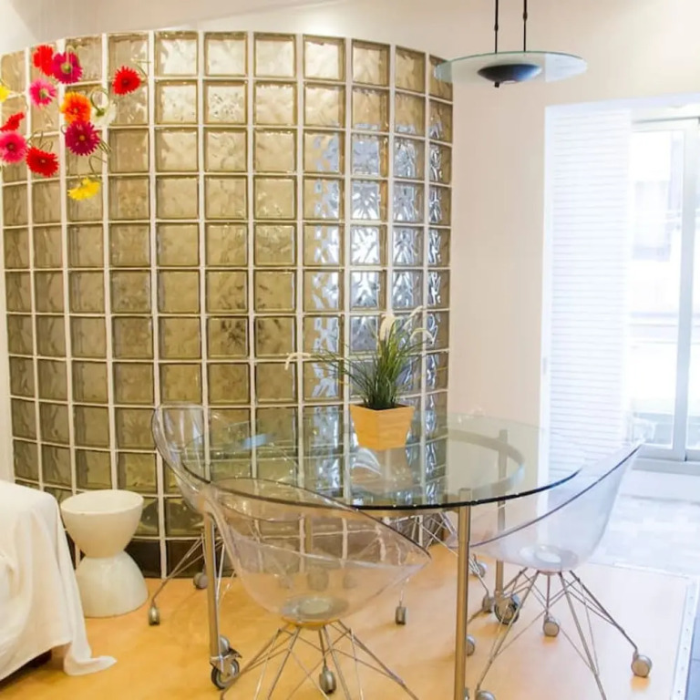 Super Studio IN THE Heart OF Trendy Gracia By Myrentalhost