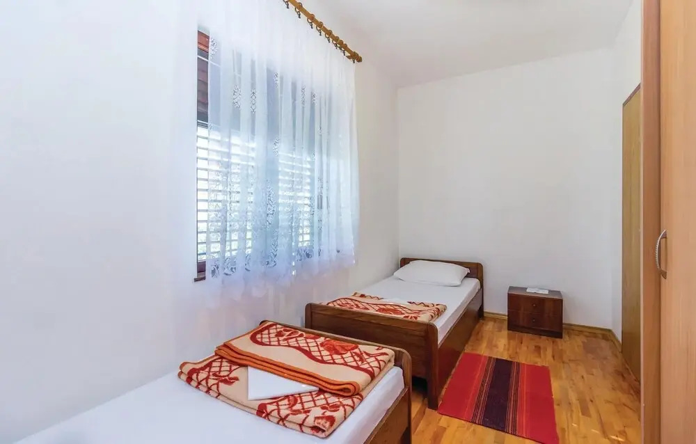 Beautiful Home in Novi Vinodolski With Wifi and 3 Bedrooms