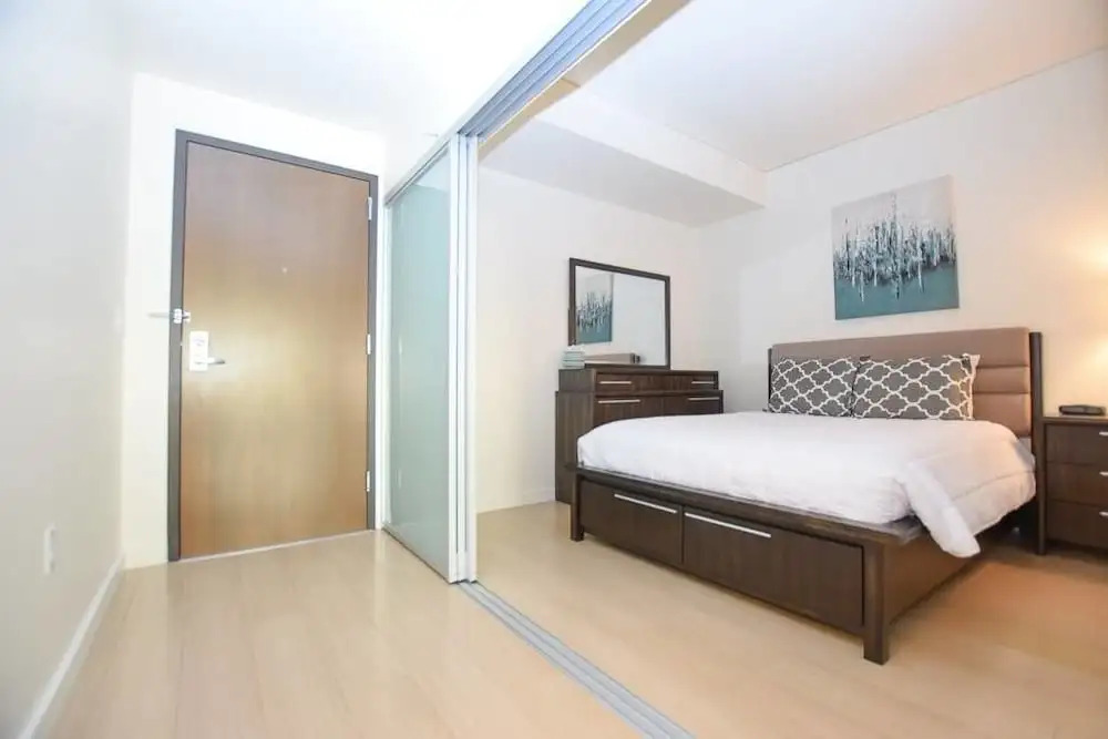 Pike Place Market High Rise by Luxe Hubs