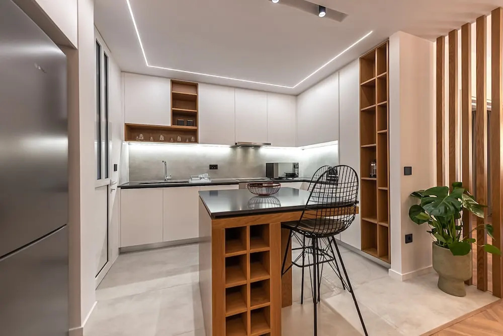 Phaedrus Living: Luxury Penthouse Ploutarchou