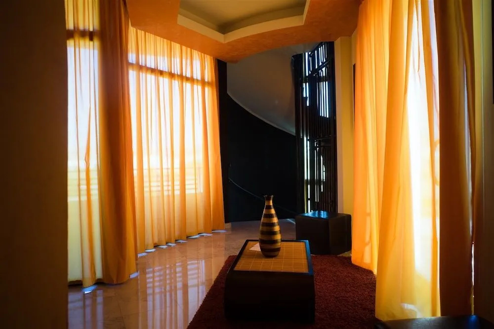 Hotel Select