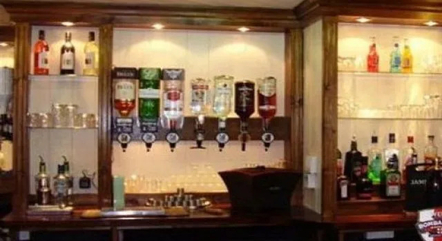 Bolton Hotel