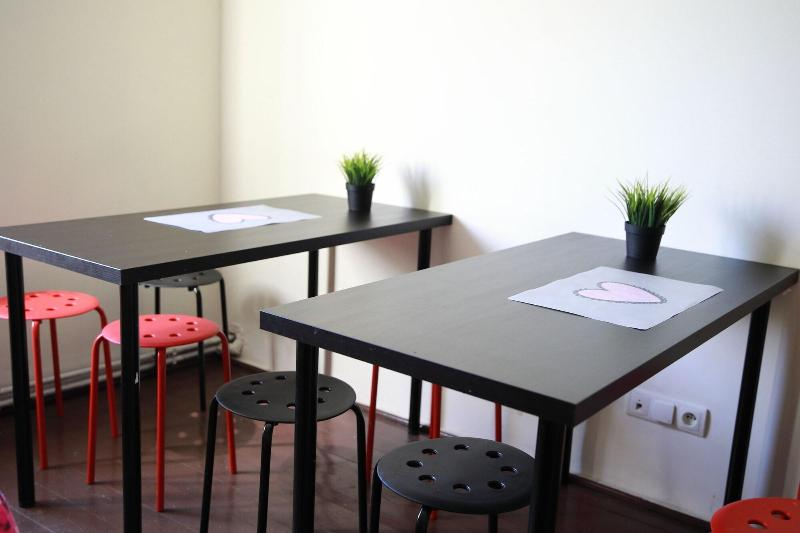 WILLA RETRO Hostel & Rooms