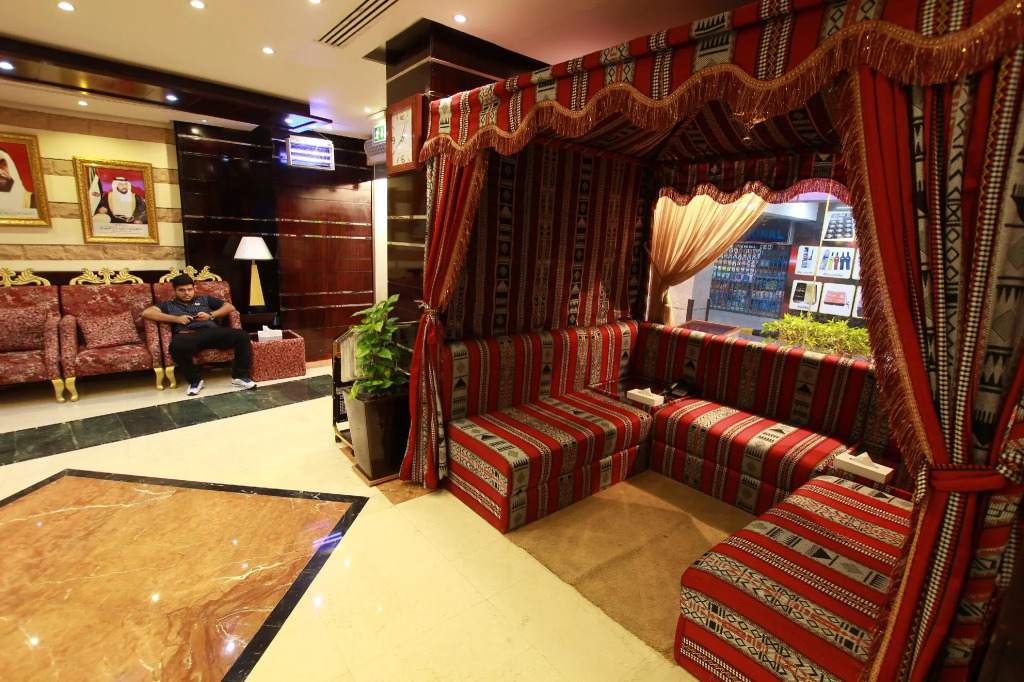 Al Khaleej Grand Hotel