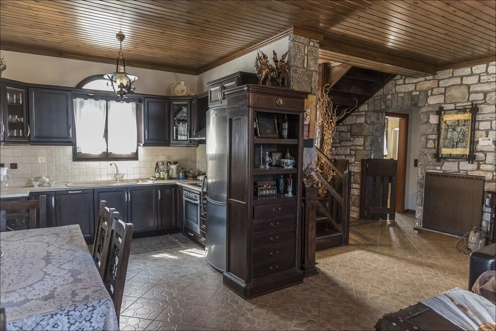 Stone Mansion Anavryti, ΑΜΑ 20569