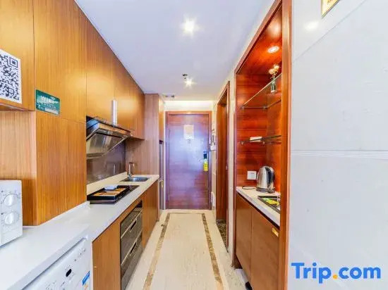 Yulou Jindian Apartment (Guangzhou Folk Finance Haizhu Square Subway Station Branch)