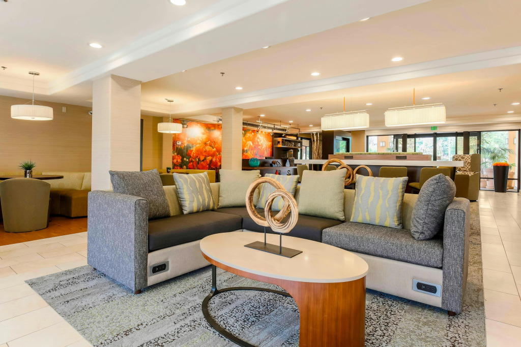 Courtyard by Marriott San Diego Del Mar/Solana Beach
