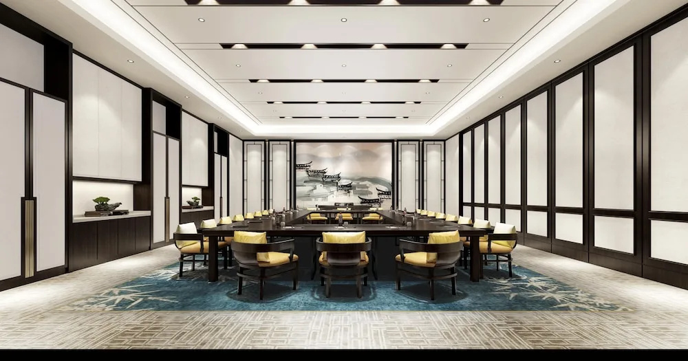Wuhu Macrolink Legend Hotel