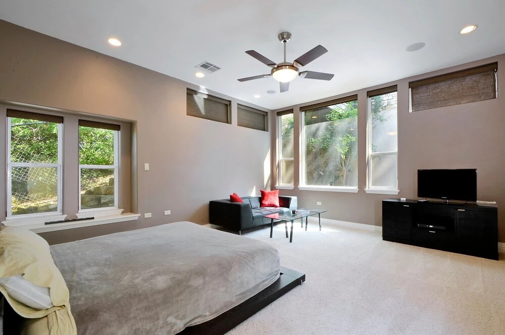3BR 2 5BA Steps from Zilker by RedAwning