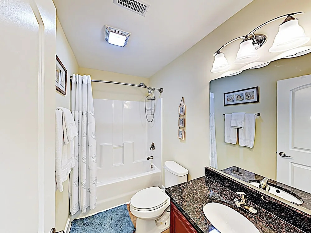 2732 Kashton Drive Home 3 Bedrooms 2.5 Bathrooms Home