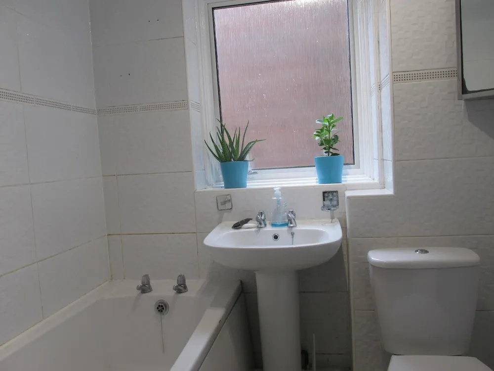 Chelsea House-Huku Kwetu Dunstable-3 Bedroom House-Garden-Free Wifi-Private parking