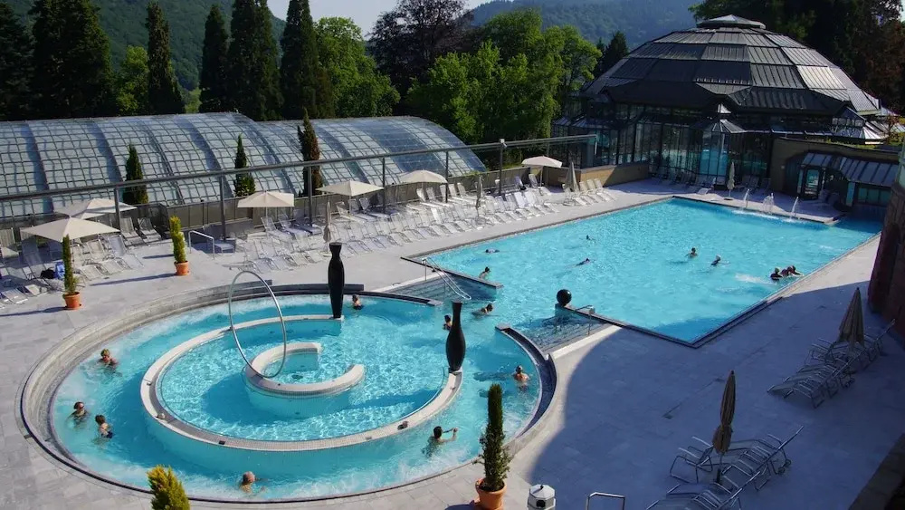 DAS SCHLOSSBERG - Boutique Hotel im Park- Nahe der Therme
