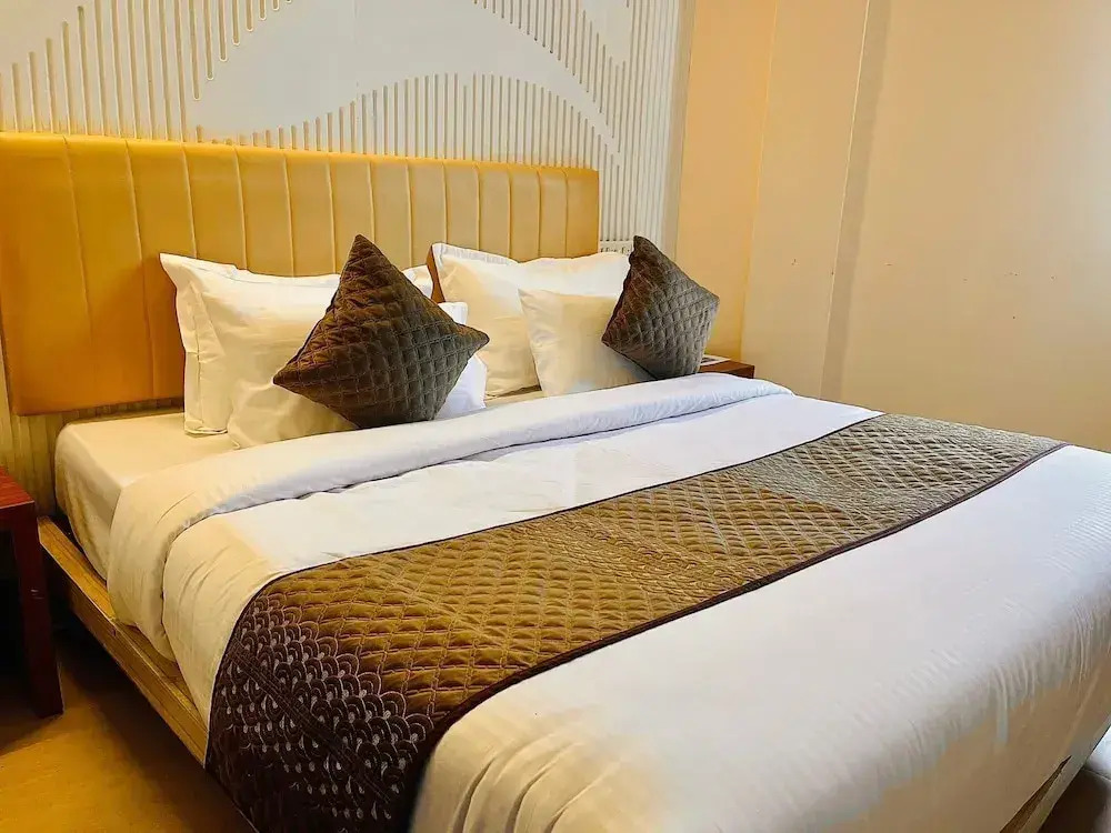 AA Hotels And Resorts-Kala Amb