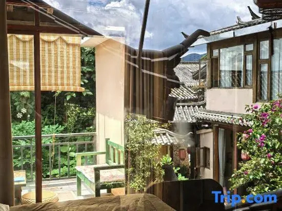 Lijiang Shuhe Old Town Yafei Snow Mountain Dream Homestay