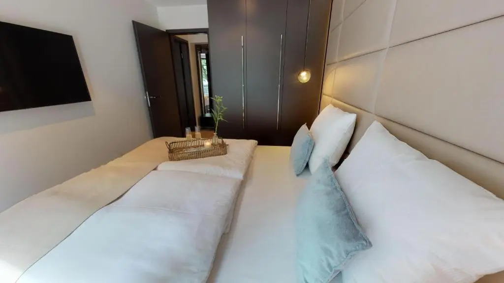 White Pearl Apartment 2.06