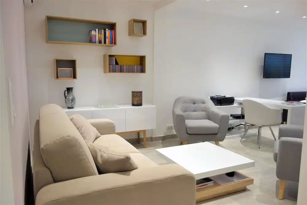 VANEAU Splendide duplex sur la Croisette