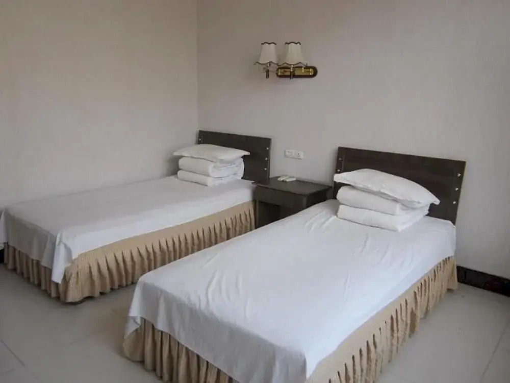 Yuntai Mount Hetang Village Hotel