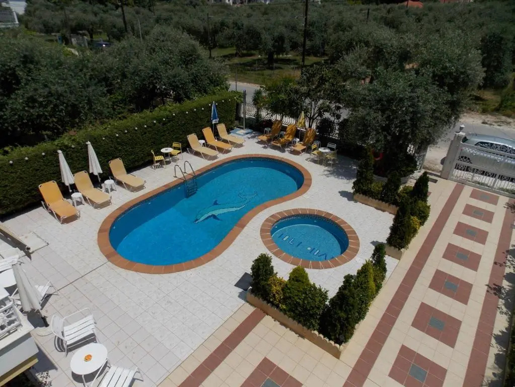 Ioli Apartments