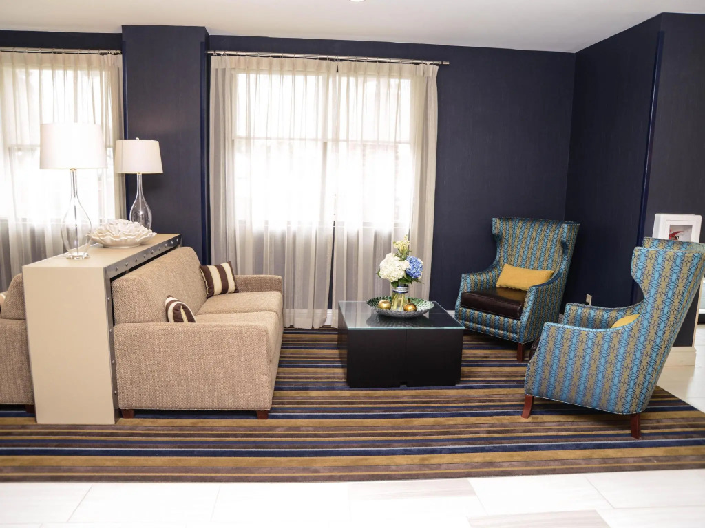 Holiday Inn Express Baltimore West - Catonsville by IHG