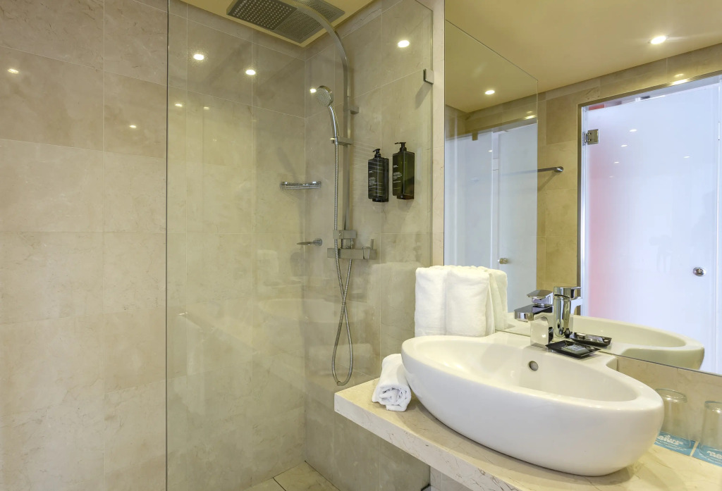 Marins Suites