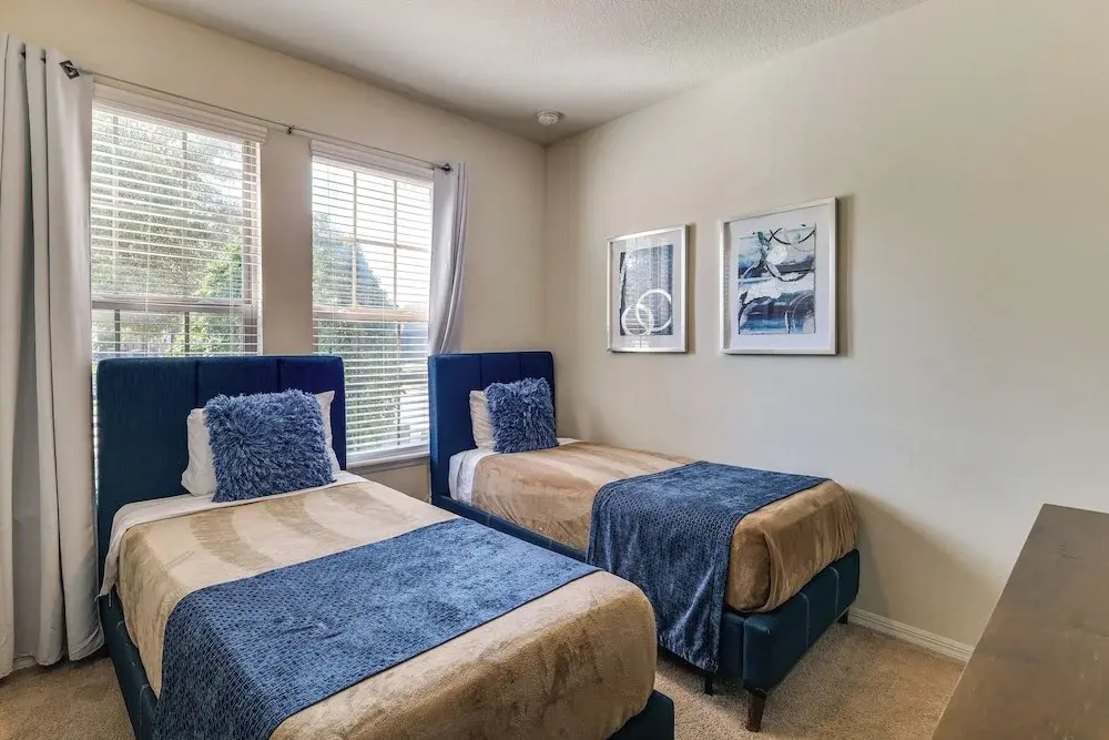 7 Mi to the Parks! WDW Family Getaway w/ Game Room