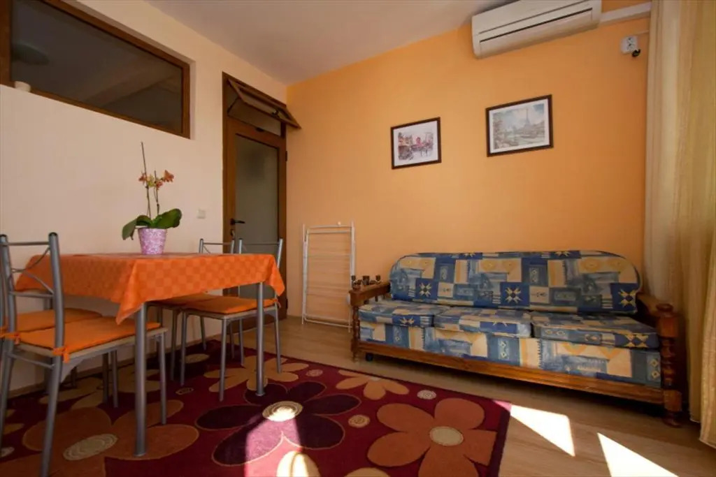 Villa ani Sveti Vlas Bulgarian Black Sea Coast Open may to October