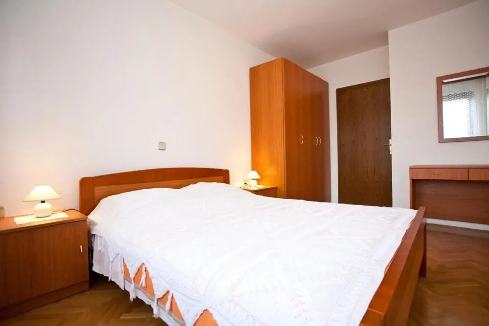 Apartments Fugosic