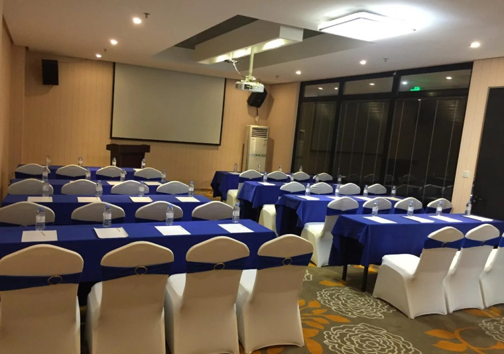 Vienna Hotel Dongguan Houjie Avenue