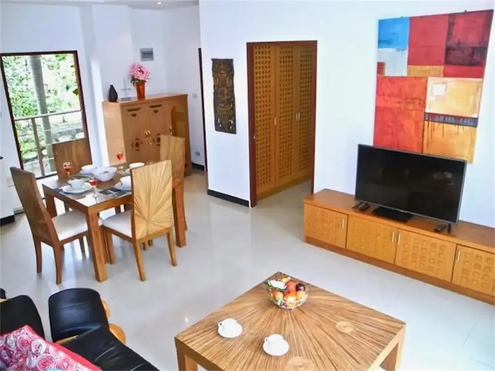 Relife Residence : 1 BR Apartment in Nai Harn