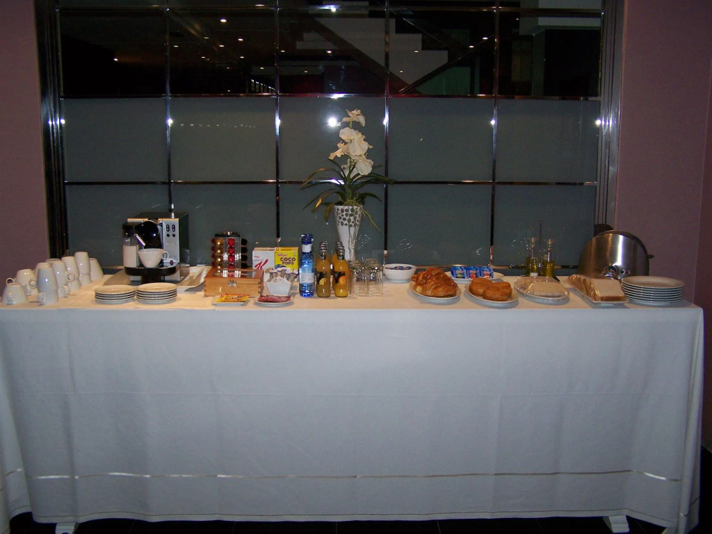 Washington Parquesol Suites & Hotel