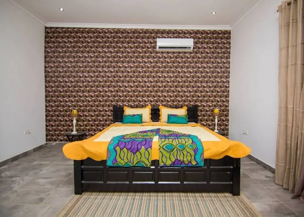 The Blank Lounge & Apartment