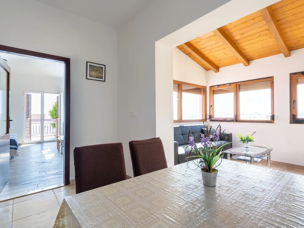 Simplistic Villa in Podstrana with Patio near Adriatic Sea