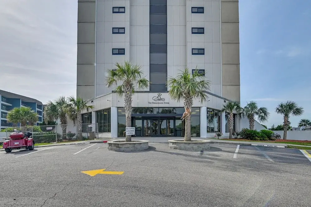 Oceanfront Myrtle Beach Condo: 6th-floor Balcony!