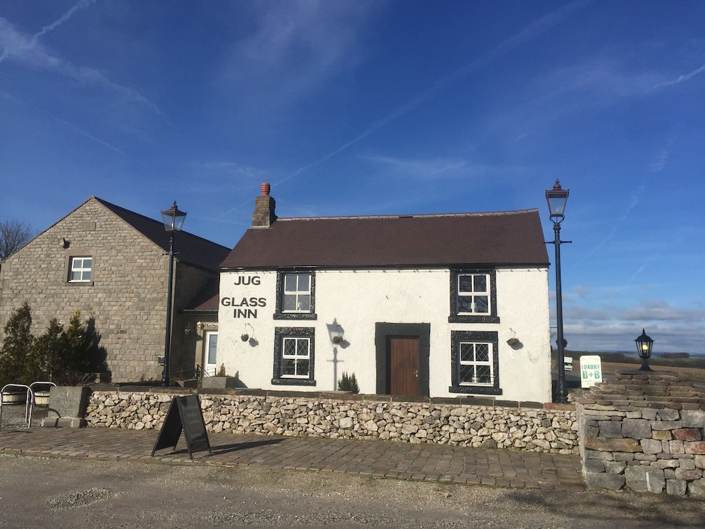 The Jug & Glass Inn