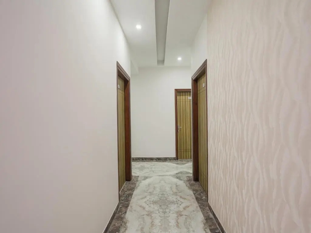 FabHotel Amour I