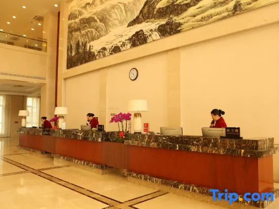 Zhongyuan Oilfield Hotel