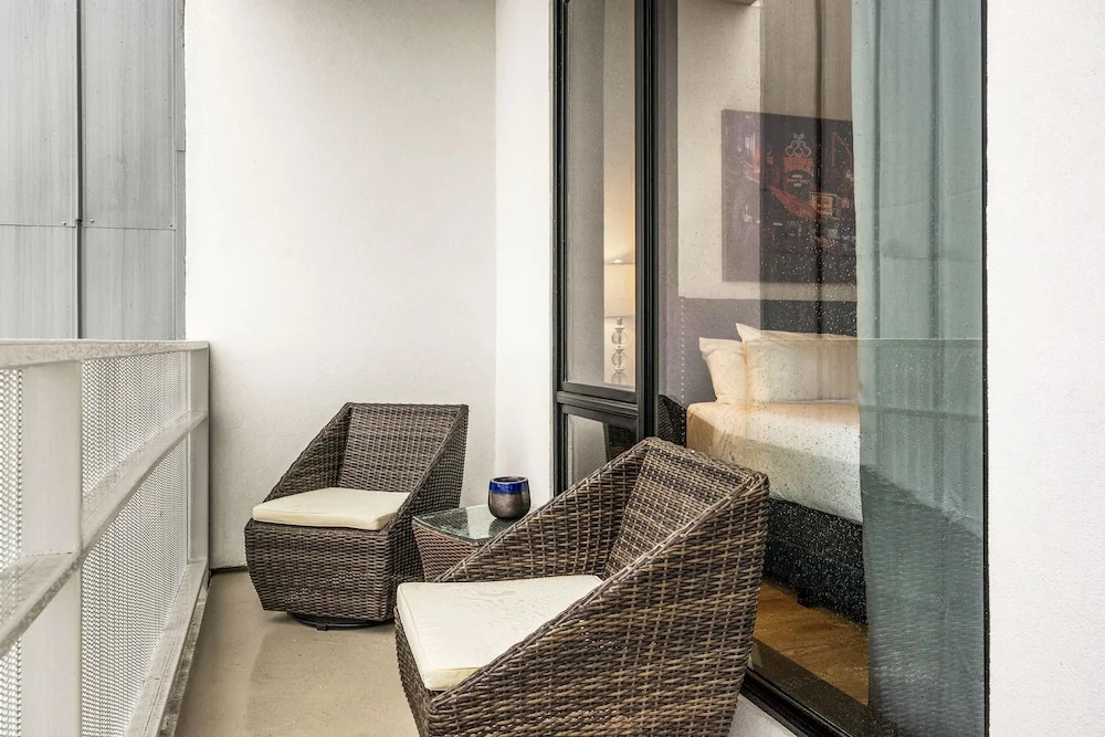 Illume All-new Community Balcony & Bonus Room 2 Bedroom Condo