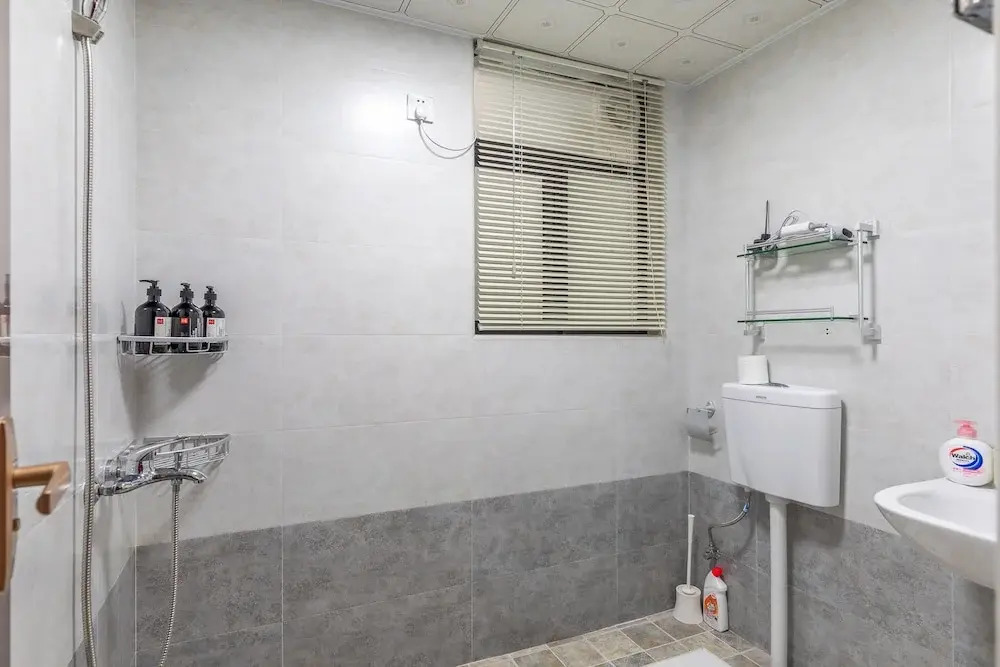 Locals Boutique Apartment Huafa Plaza 22