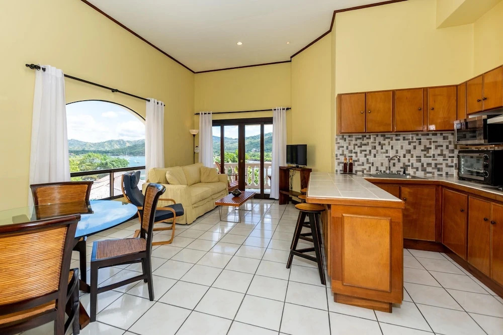 Top-Floor Condo with Sweeping Ocean, Mountain & Marina Views